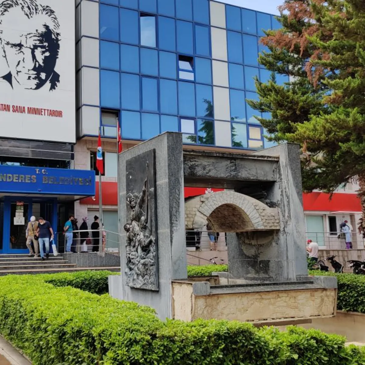 Firari Menderes Belediye Başkan Yardımcısı Rüzgar Sönmez yakalandı
